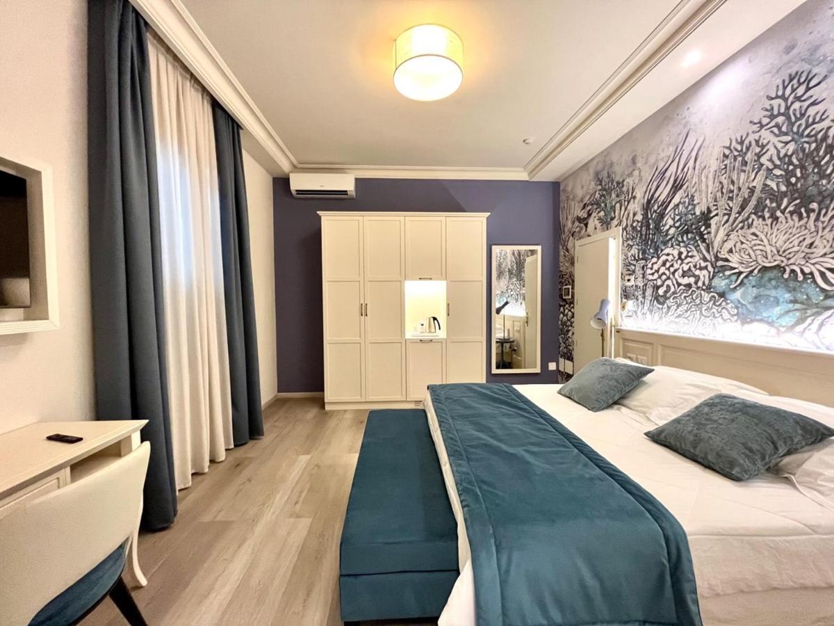 Hotel Bellonda フォルテ・デイ・マルミ エクステリア 写真