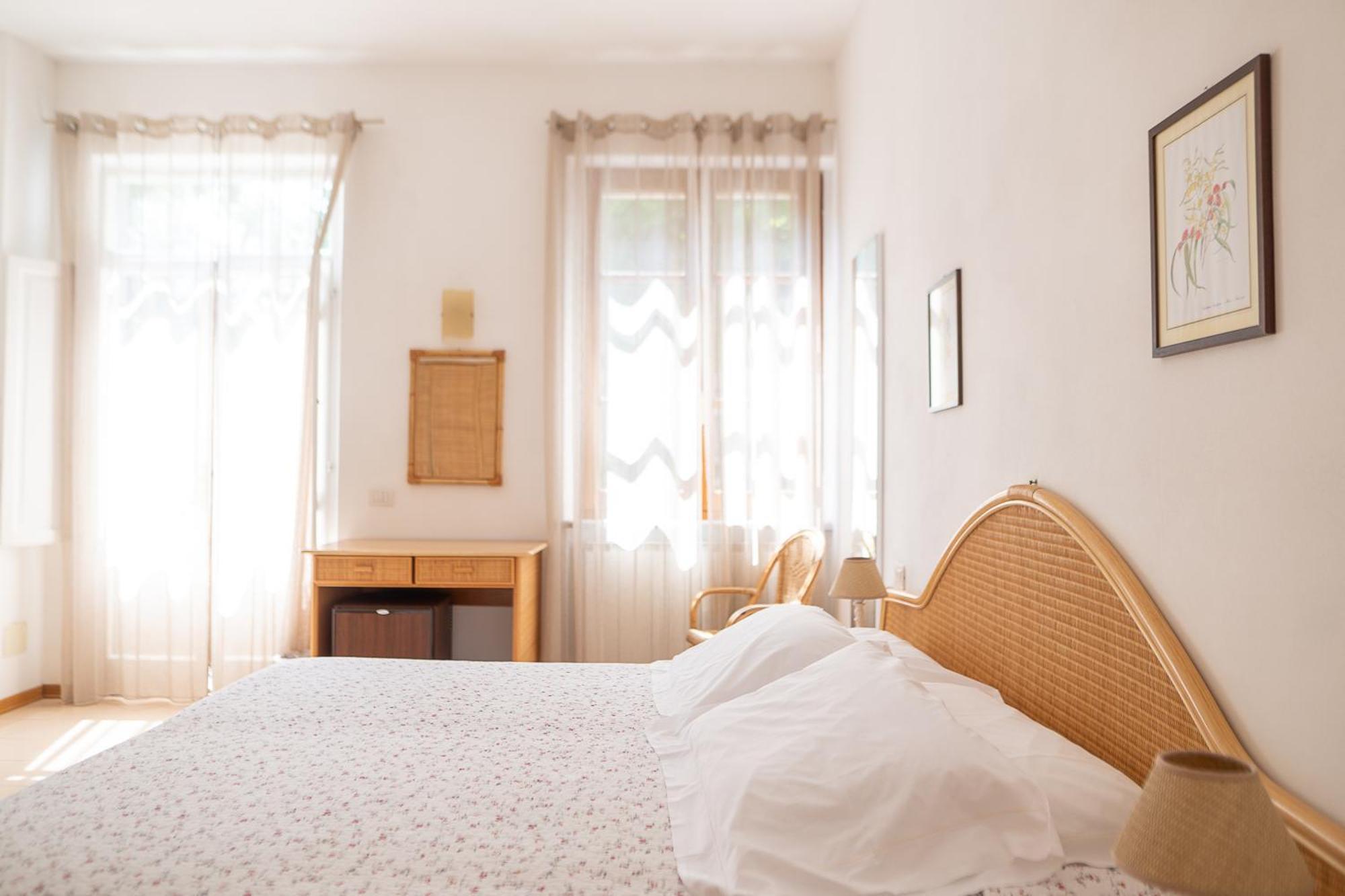 Hotel Bellonda フォルテ・デイ・マルミ エクステリア 写真
