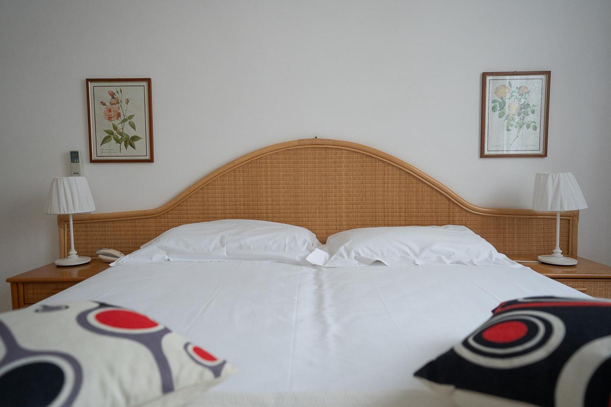 Hotel Bellonda フォルテ・デイ・マルミ エクステリア 写真